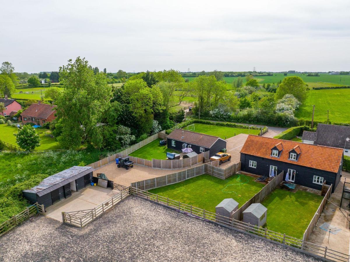 The Stables Villa Halesworth Exterior foto